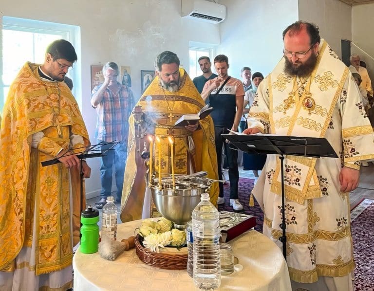 И.о. Патриаршего экзарха Африки совершил богослужения на приходах Русской Церкви в Кейптауне