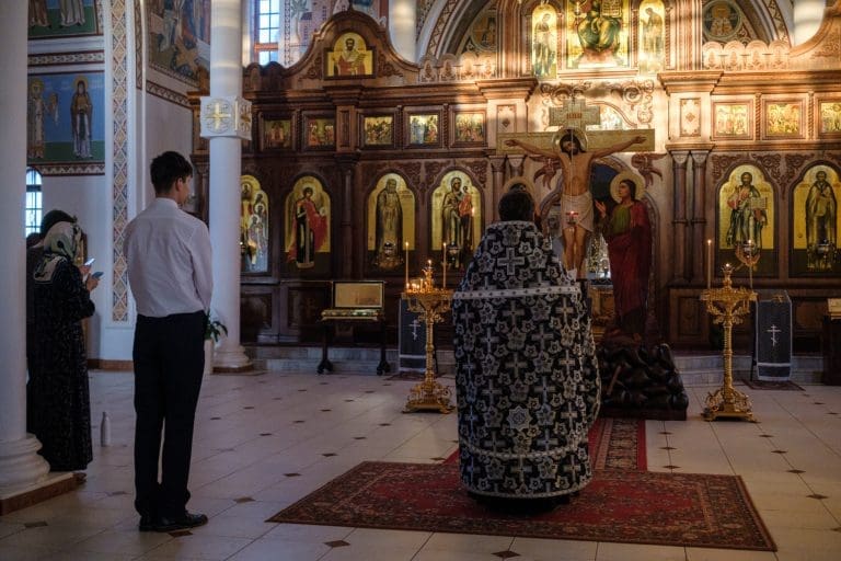 Утреня с чтением двенадцати Страстных Евангелий