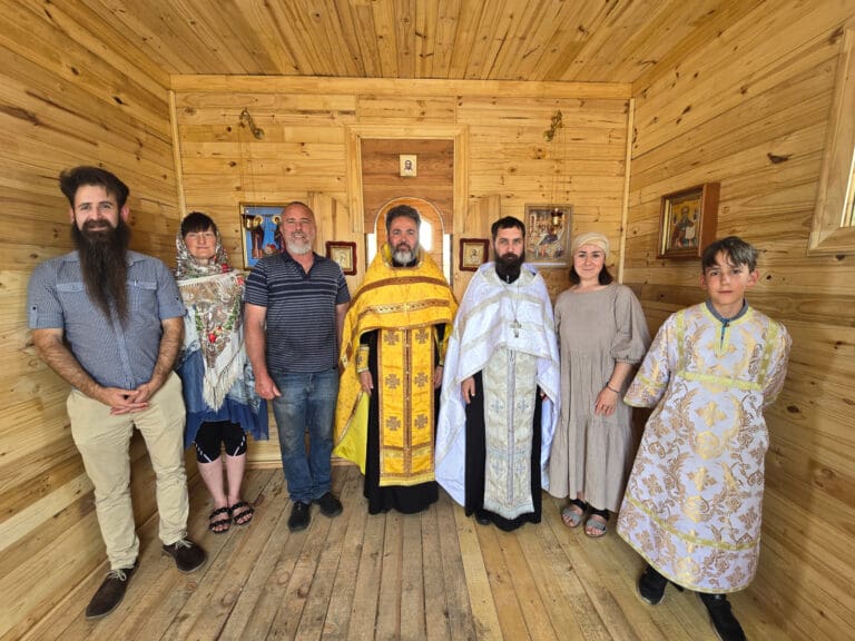 Молебен в часовне в Hopefield